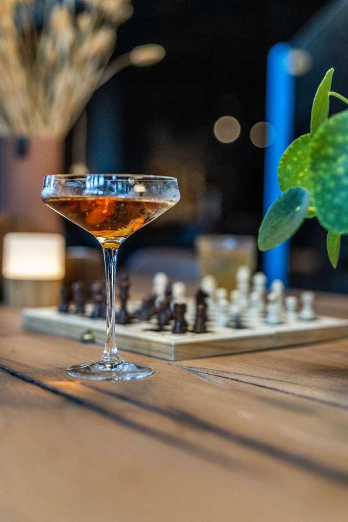 Peak 12 Hotel Вибор Ресторант снимка