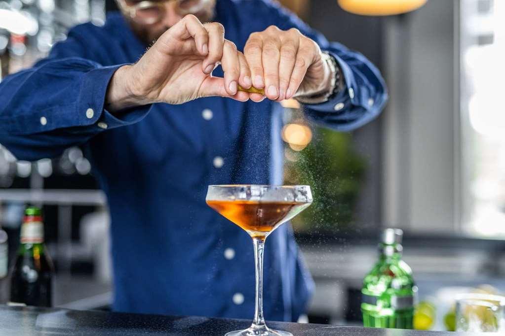 Peak 12 Hotel Вибор Ресторант снимка